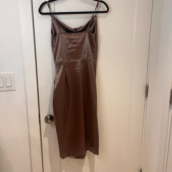 NWT Micas Satin Draped Sleeveless Midi Dress Size Medium - Picture 2 of 9
